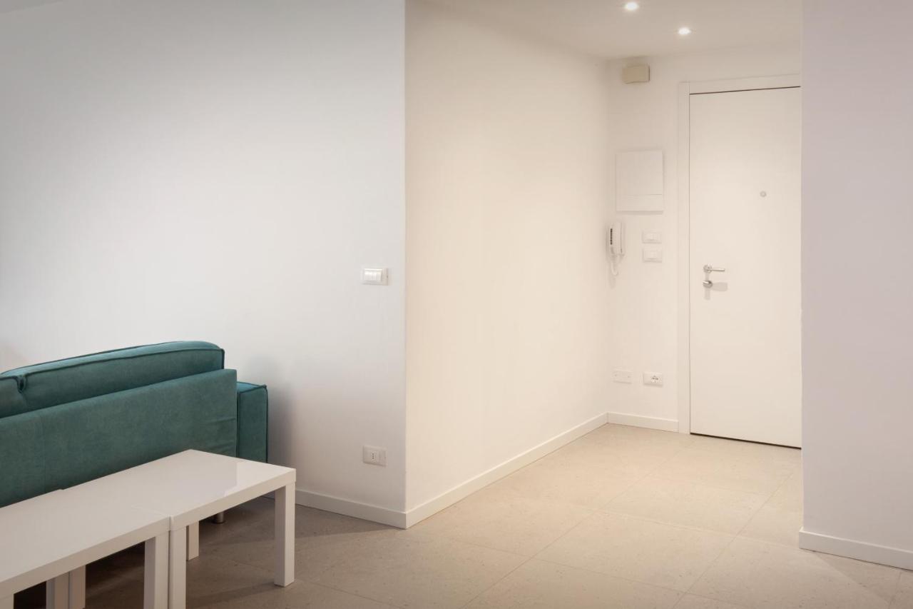 Apartment Azzurro Torri Del Benaco Ngoại thất bức ảnh