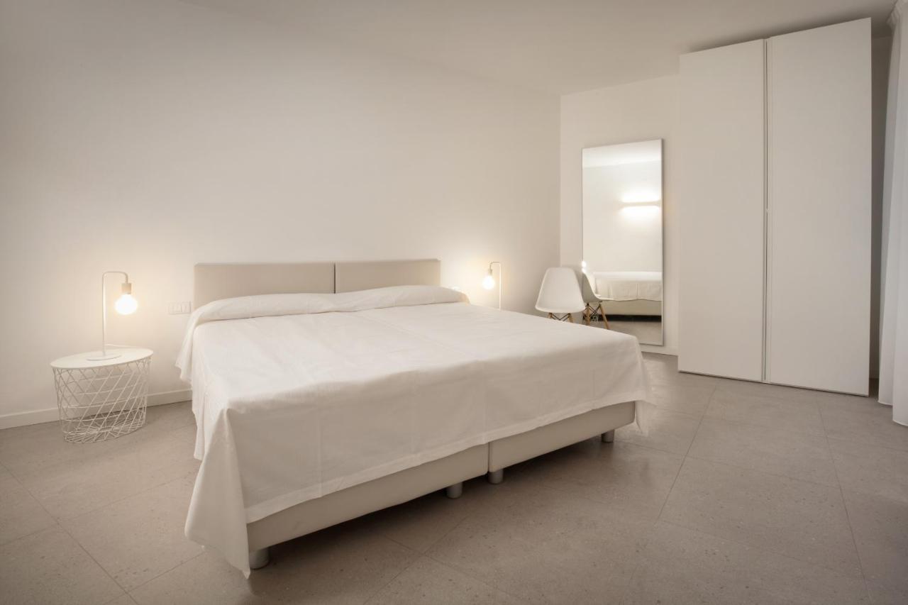 Apartment Azzurro Torri Del Benaco Ngoại thất bức ảnh